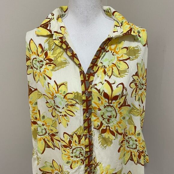 Free People Good Vibrations Yellow Sunflower Button Down Blouse Size S NWT - Picture 3 of 10